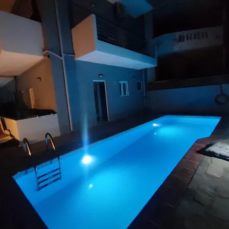 Ble Island Aparthotel Hersonissos  Exterior photo