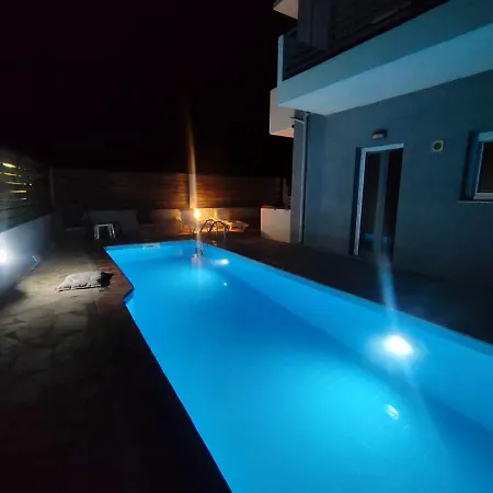 Ble Island Aparthotel Hersonissos  Exterior photo