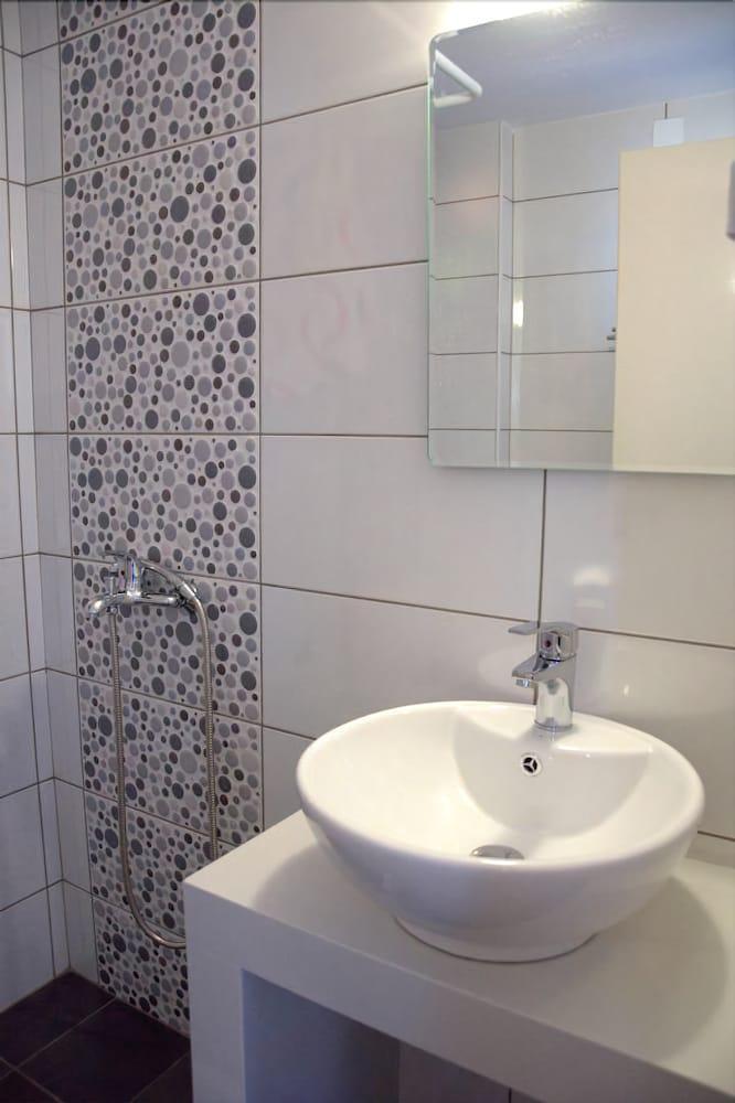 Ble Island Aparthotel